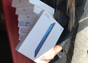 Tablety pro seniory od nadace ČEZ