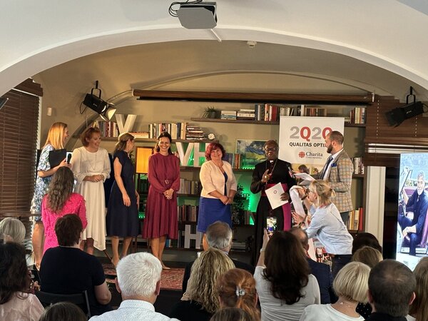 2024_06_05_Ocenění_Dulawová2